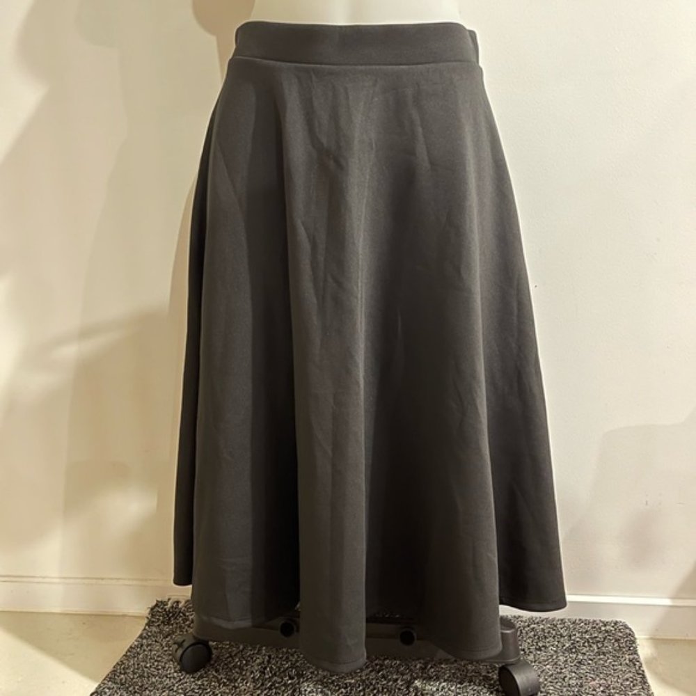 Forever 21 Knee Length Skirt